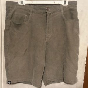 E.T. Surf Corduroy Shorts Size 34 Like New